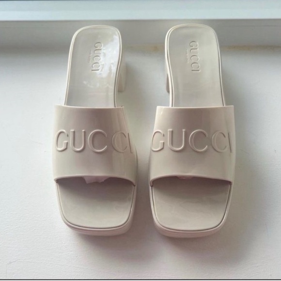 COPY - Gucci sandals in great condition - Picture 3 of 4